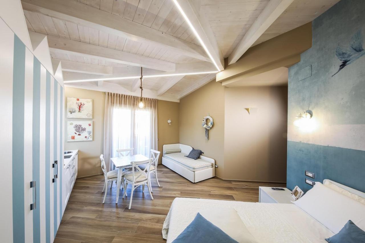 Vicolo Malavolta 7 Rooms And Suites Педазо Екстериор снимка