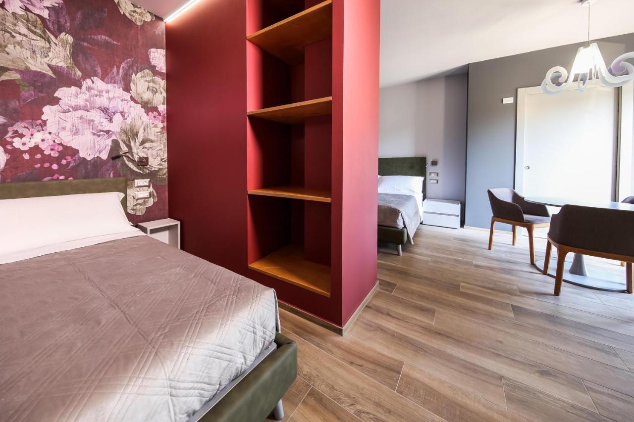 Vicolo Malavolta 7 Rooms And Suites Педазо Екстериор снимка