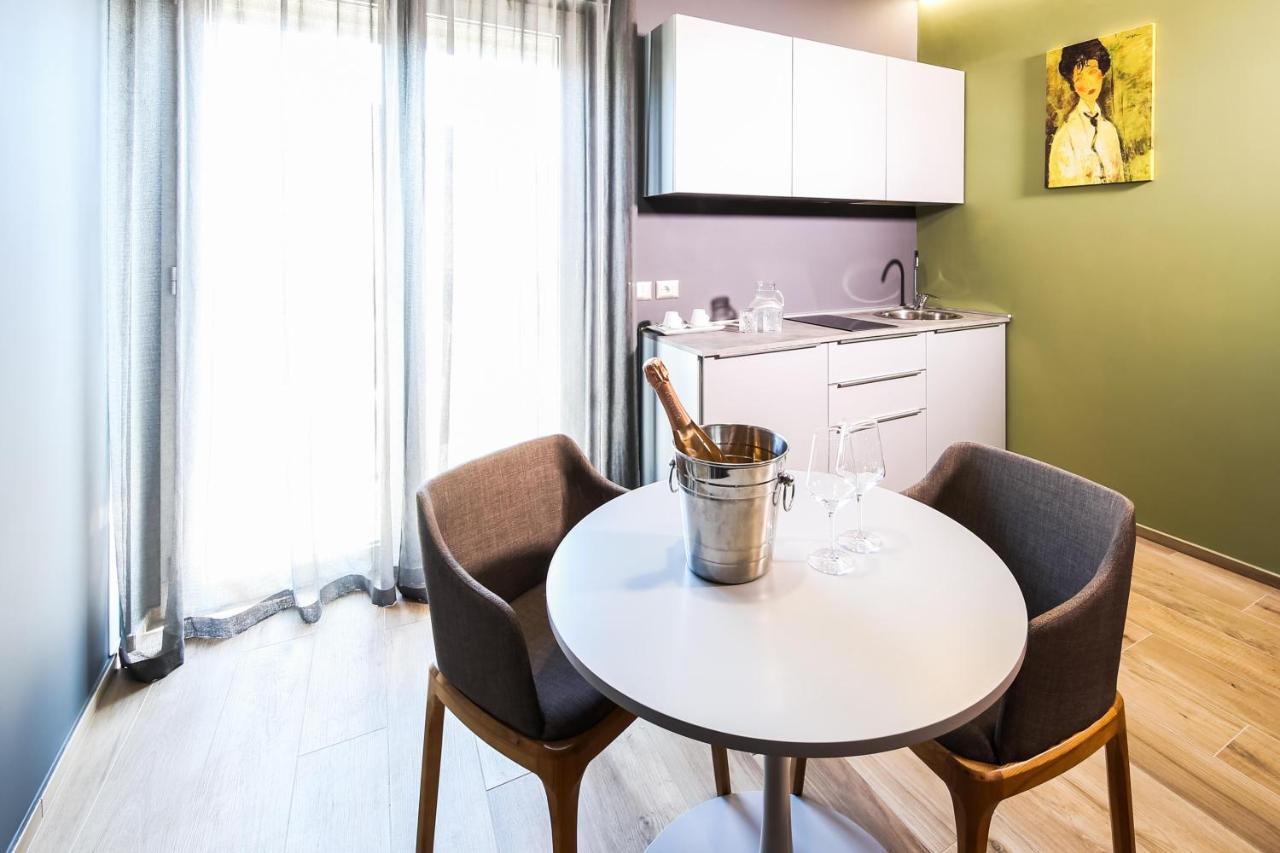 Vicolo Malavolta 7 Rooms And Suites Педазо Екстериор снимка