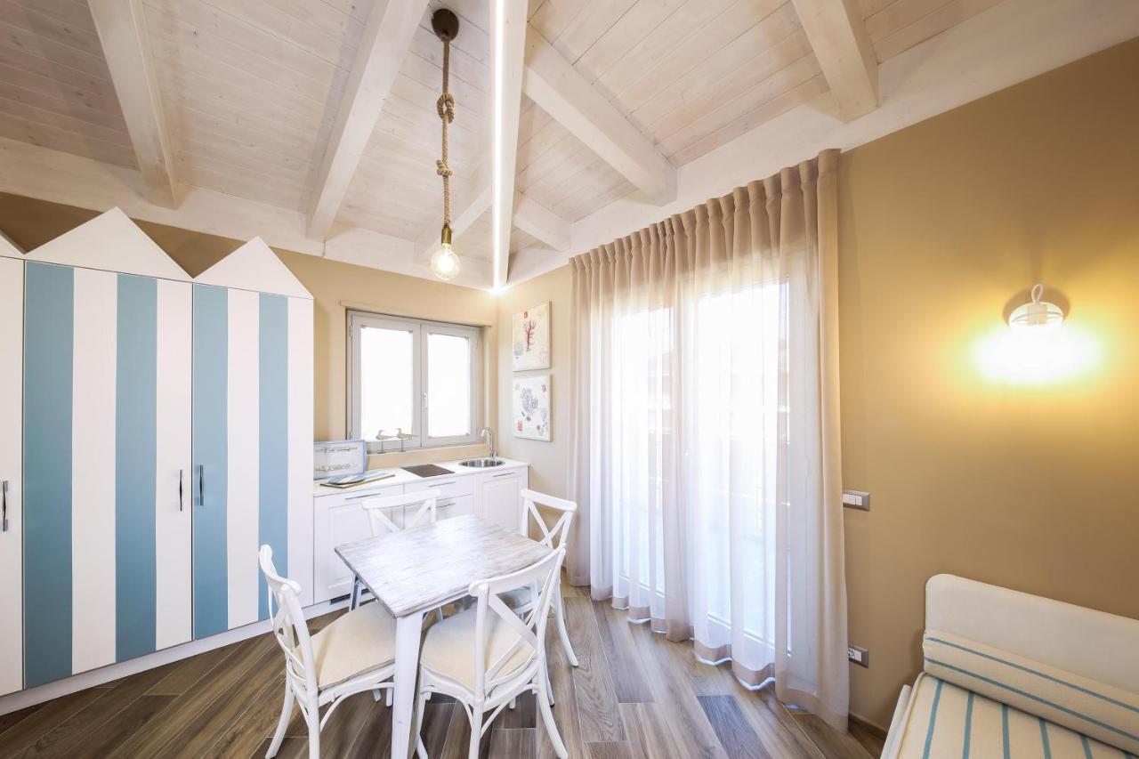 Vicolo Malavolta 7 Rooms And Suites Педазо Екстериор снимка