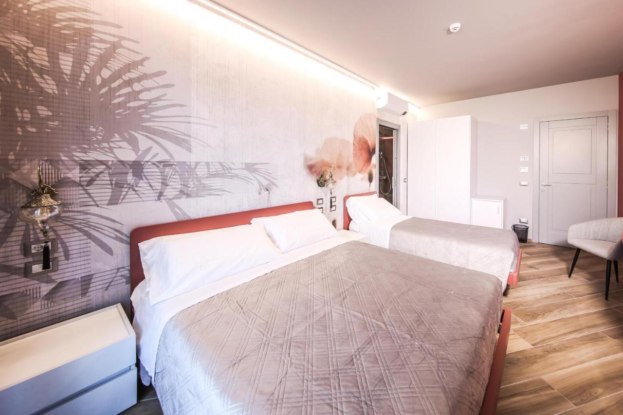 Vicolo Malavolta 7 Rooms And Suites Педазо Екстериор снимка