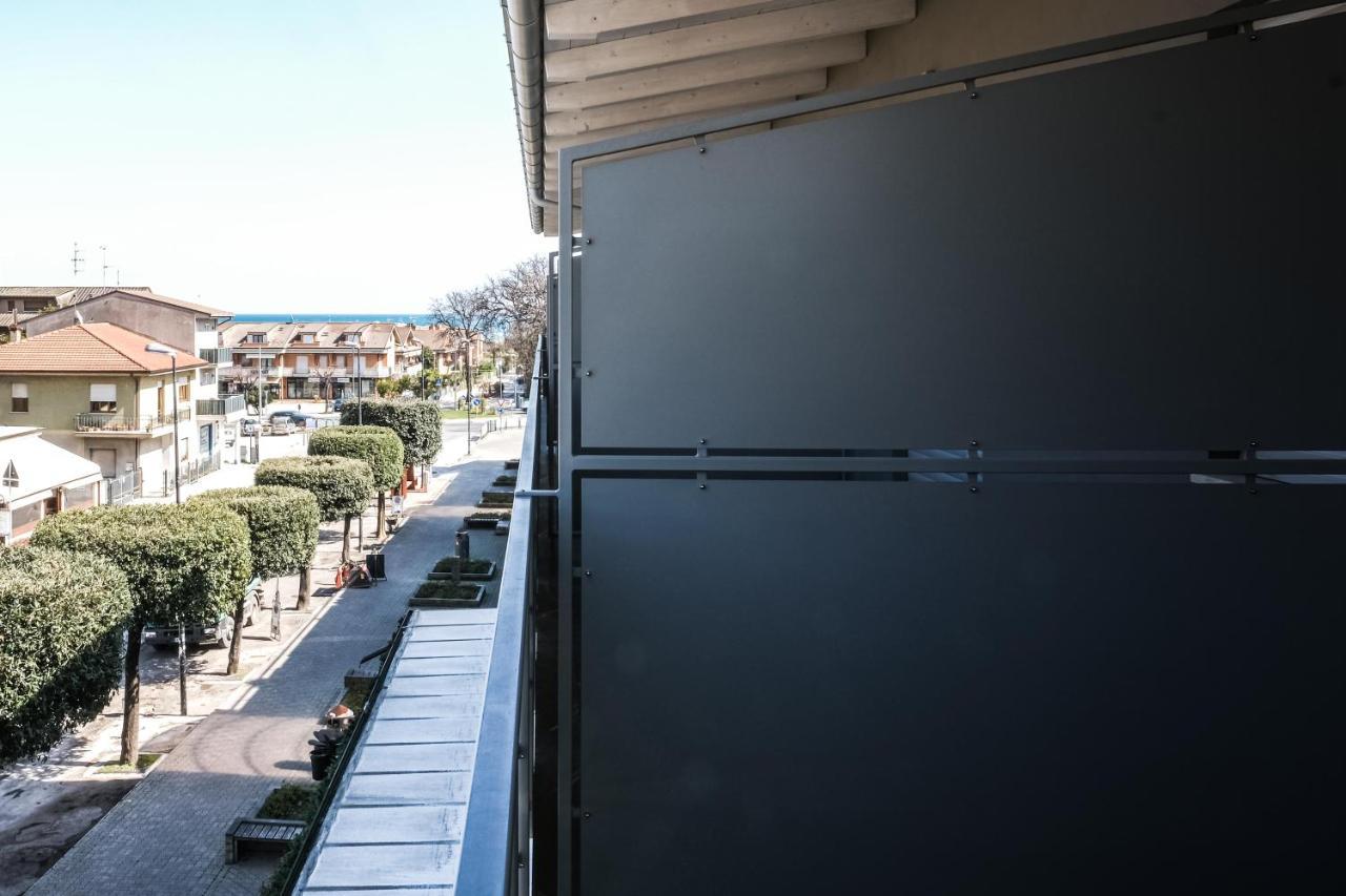 Vicolo Malavolta 7 Rooms And Suites Педазо Екстериор снимка